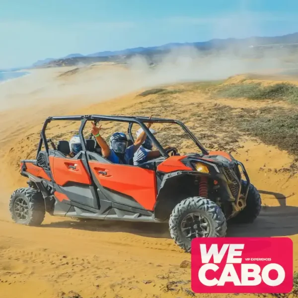 Imagen de un vehículo 4x4 en Los Cabos, recorriendo dunas y playas del Pacífico con WECABO.