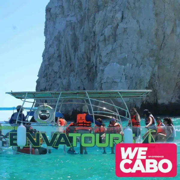 Image of a combo tour in Los Cabos featuring the Arch, camel ride, and 4x4 adventure, courtesy of WECABO.